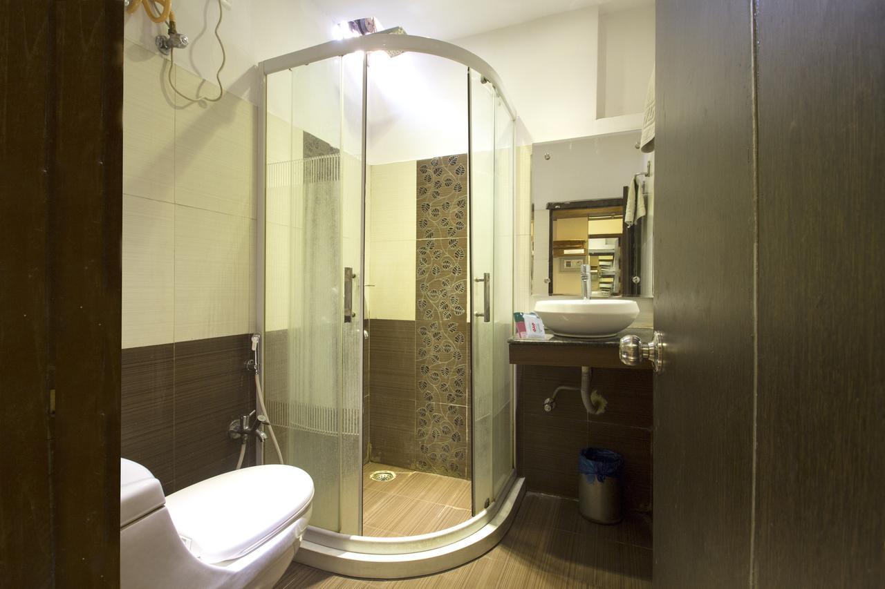 Oyo 984 Hotel Gn International Lālāguda エクステリア 写真