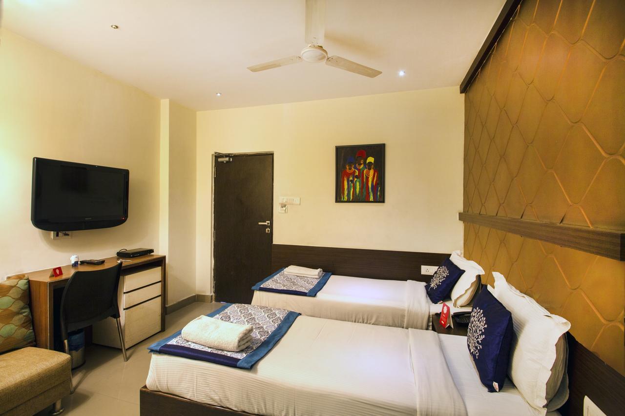 Oyo 984 Hotel Gn International Lālāguda エクステリア 写真
