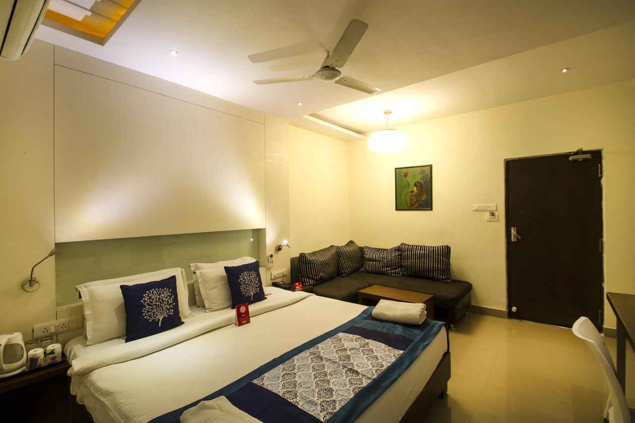 Oyo 984 Hotel Gn International Lālāguda エクステリア 写真
