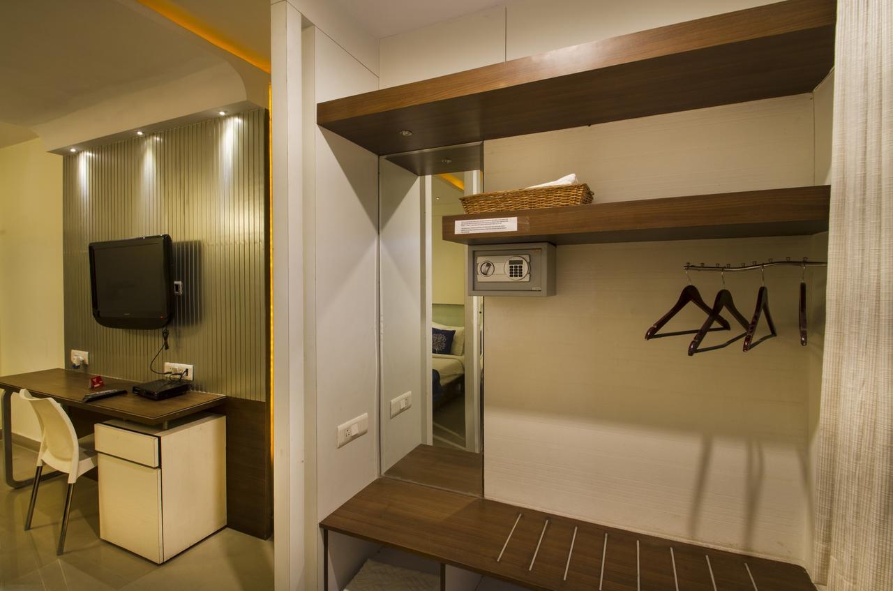 Oyo 984 Hotel Gn International Lālāguda エクステリア 写真