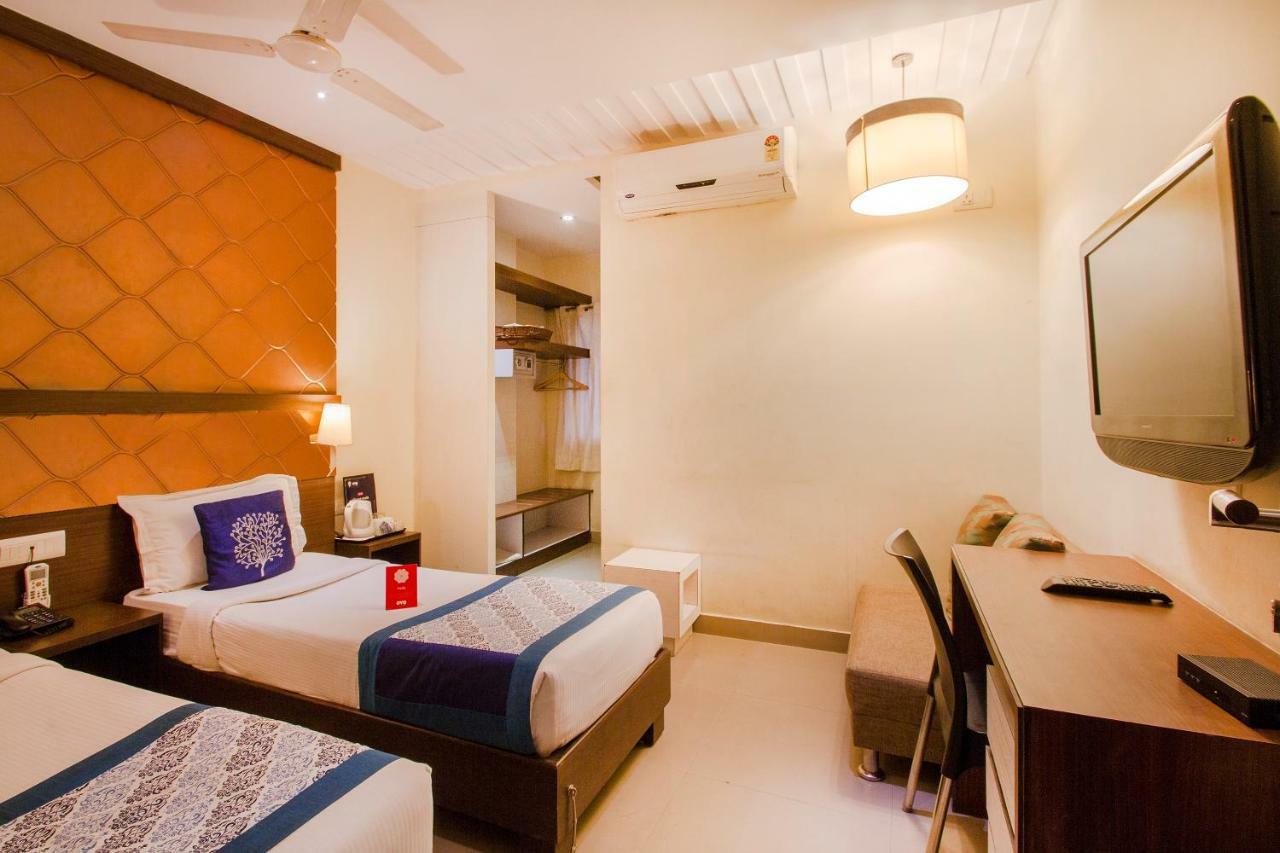Oyo 984 Hotel Gn International Lālāguda エクステリア 写真