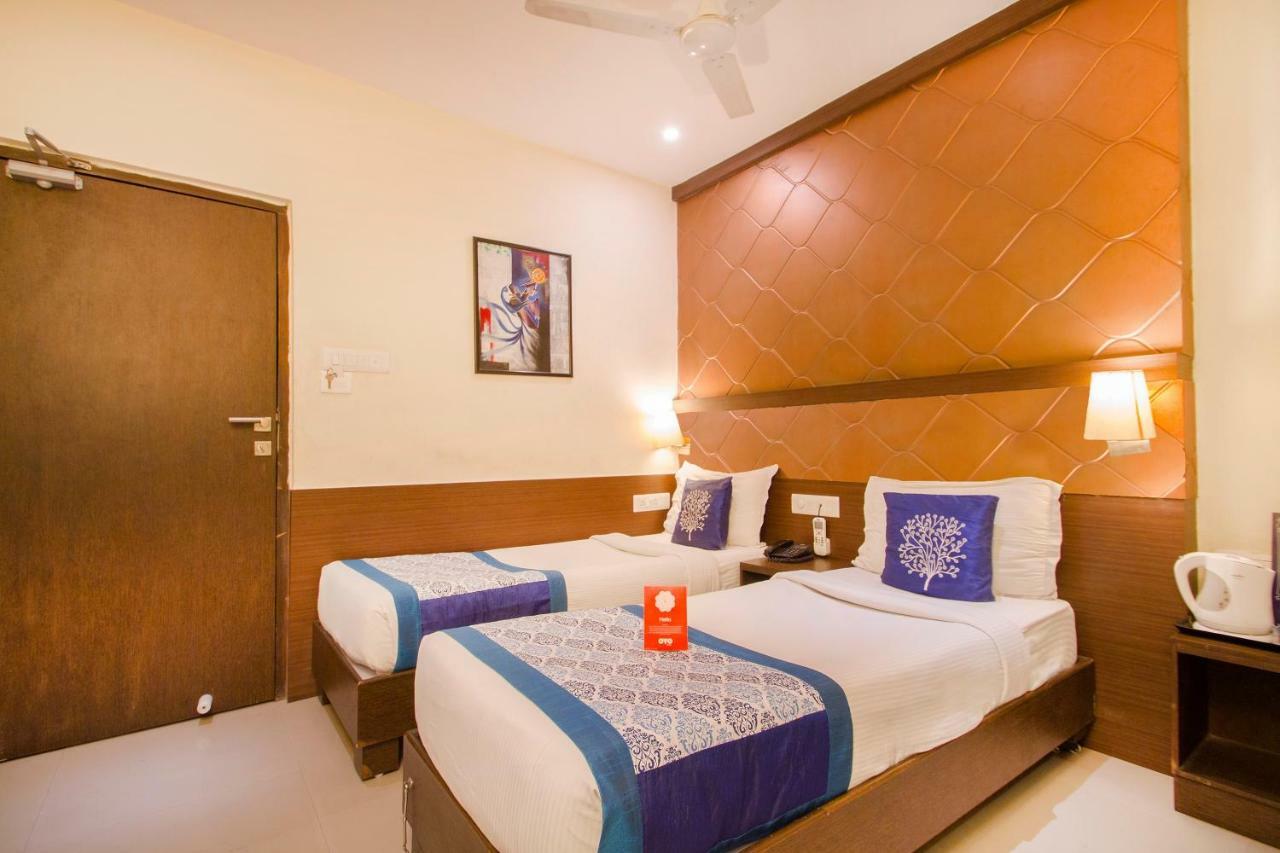 Oyo 984 Hotel Gn International Lālāguda エクステリア 写真