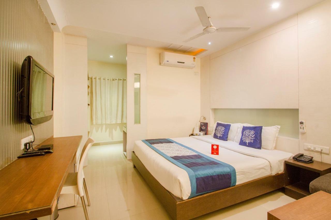 Oyo 984 Hotel Gn International Lālāguda エクステリア 写真